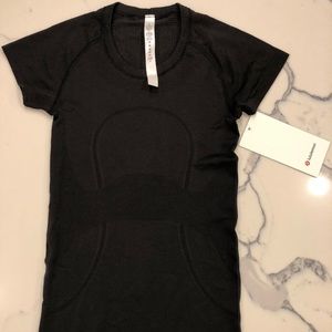 Swiftly Tech Shorts Sleeve lululemon top